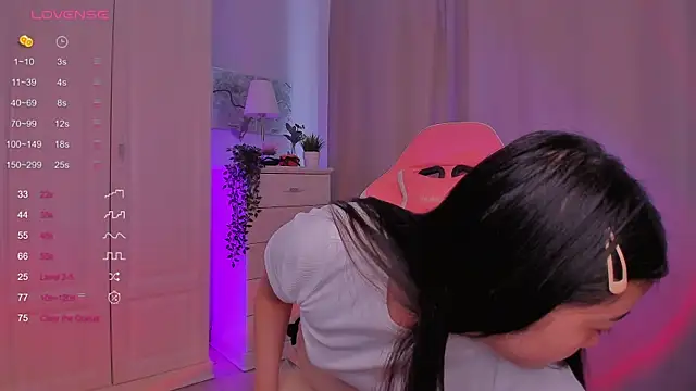 FreyaRaya online show from 01/29/25, 09:12