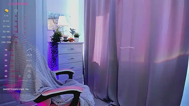 FreyaRaya online show from 03/01/25, 09:07