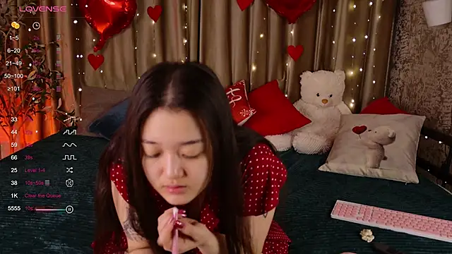 FreyaRaya online show from 02/14/26, 03:58