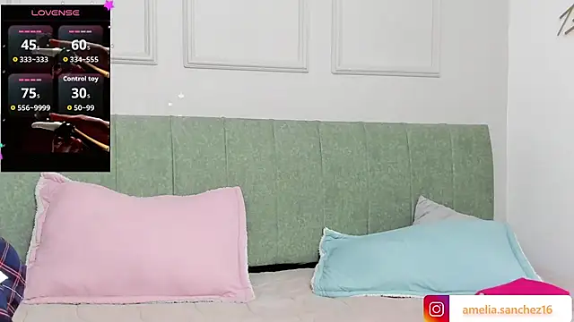 Sussanewolf online show from 10/23/25, 12:15