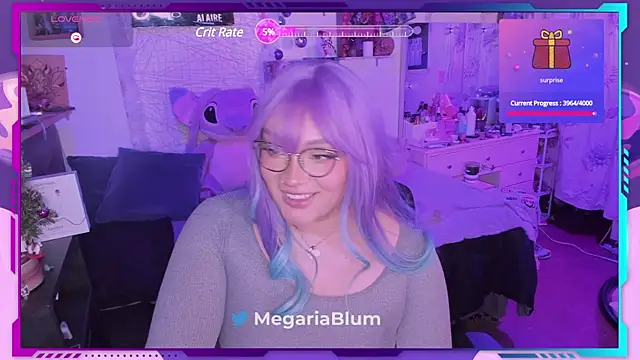 Snapshot of MegariaB chatting on 12/15/24, 04:07 MegariaB online show from 12/15/24, 04:07