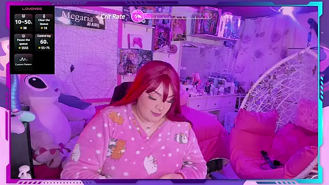 Snapshot of MegariaB chatting on 02/19/25, 05:05 MegariaB online show from 02/19/25, 05:05