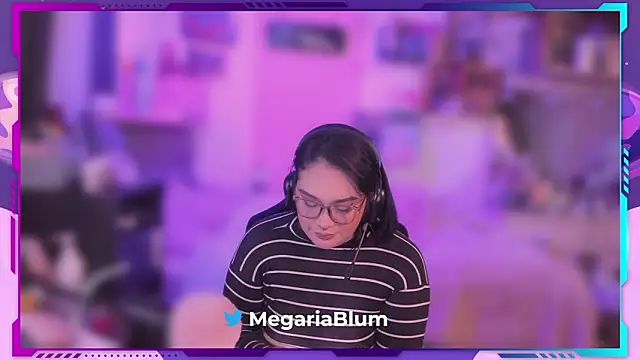 MegariaB online show from 02/06/26, 04:50