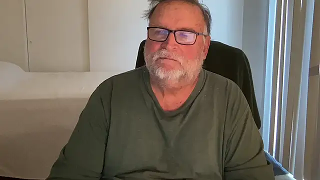 Drummajor online show from 02/04/26, 04:57