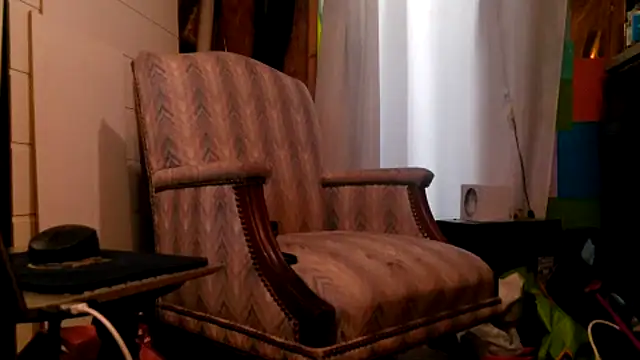 Snapshot of Haztogo4me chatting on 05/17/26, 11:12 Haztogo4me online show from 05/17/26, 11:12