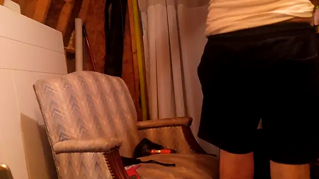 Snapshot of Haztogo4me chatting on 05/19/26, 09:37 Haztogo4me online show from 05/19/26, 09:37