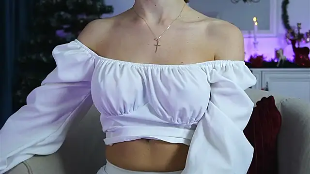 ivyleague  online show from 11/08/25, 04:34