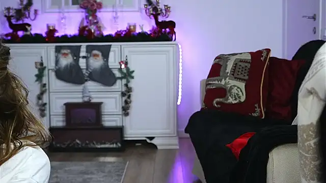 ivyleague  online show from 12/02/25, 04:40