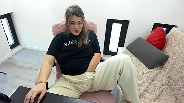 Dyana Kaylinn online show from 03/17/26, 04:39