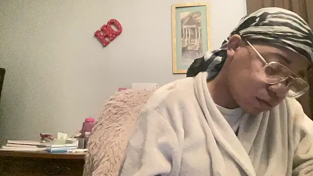 MommyConfident online show from 12/13/25, 09:20