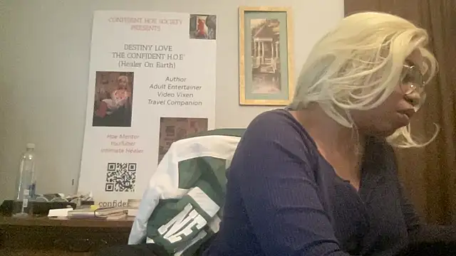 MommyConfident online show from 04/25/26, 06:16