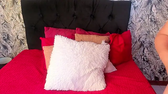 Devil Sara online show from 03/19/26, 02:32