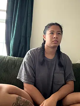 VanessaBling online show from 12/05/25, 03:41