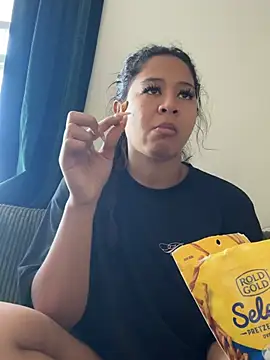 VanessaBling online show from 01/15/26, 04:33