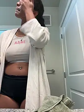 VanessaBling online show from 07/22/26, 02:42