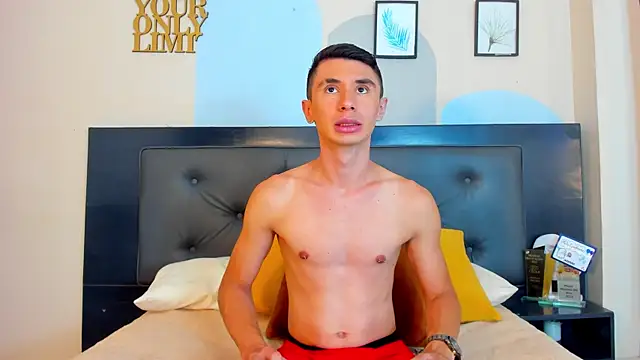 Jotastevensxx online show from 05/05/26, 07:22