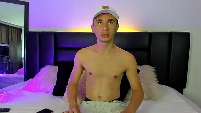 Jotastevensxx online show from 06/05/26, 08:03