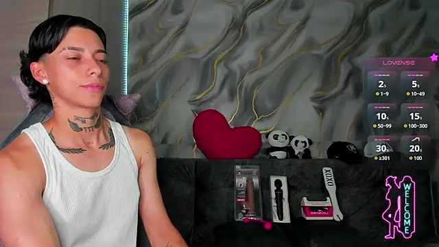 Snapshot of AmberAdams_ chatting on 06/01/26, 07:48 AmberAdams online show from 06/01/26, 07:48