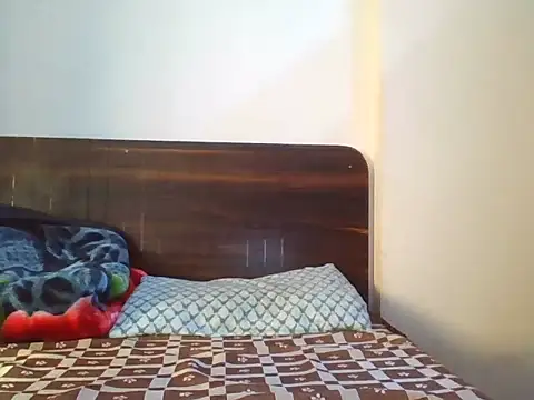 Dusky Aarav online show from 10/14/25, 01:50