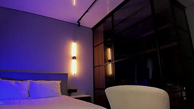 Amazing  bitch online show from 11/18/25, 06:56