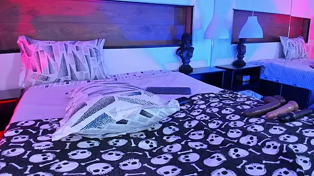 gasaiusagi golden online show from 04/10/26, 01:55