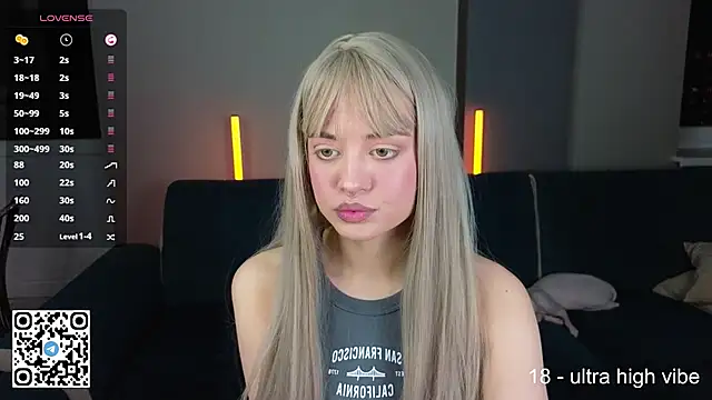 Snapshot of mybunnywendy chatting on 10/04/25, 02:15 mybunnywendy online show from 10/04/25, 02:15