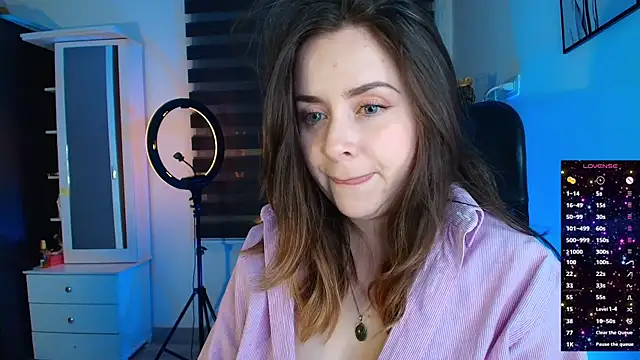 Snapshot of miss_seline chatting on 05/16/26, 12:18 miss seline online show from 05/16/26, 12:18