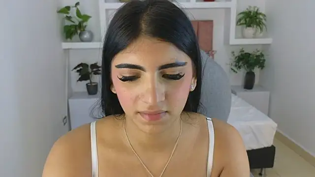Snapshot of maiaa_ruiz chatting on 06/03/26, 01:25 maiaa ruiz online show from 06/03/26, 01:25