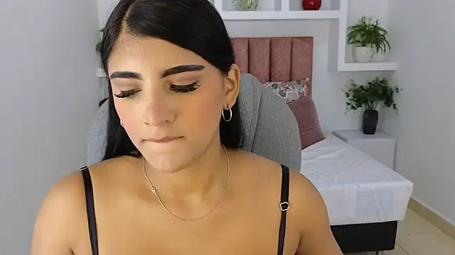 Snapshot of maiaa_ruiz chatting on 07/30/26, 08:19 maiaa ruiz online show from 07/30/26, 08:19