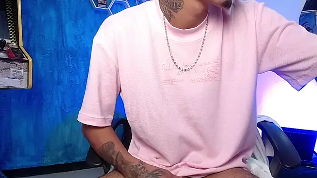 Liam lee online show from 01/10/25, 03:48