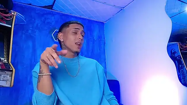 Liam lee online show from 01/26/25, 04:09