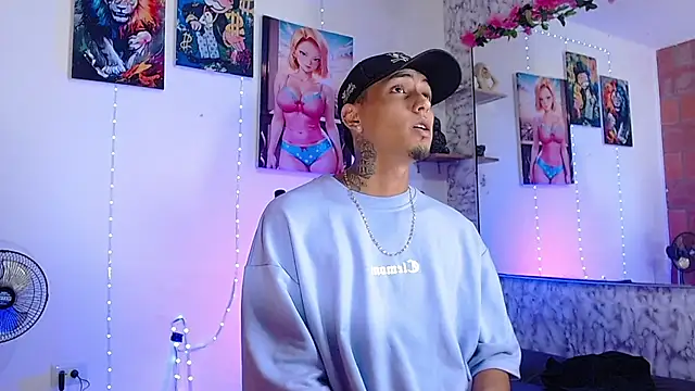 Liam lee online show from 10/22/25, 02:06