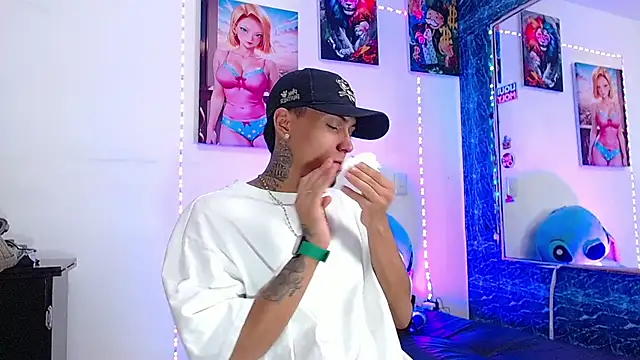 Liam lee online show from 11/09/25, 06:06