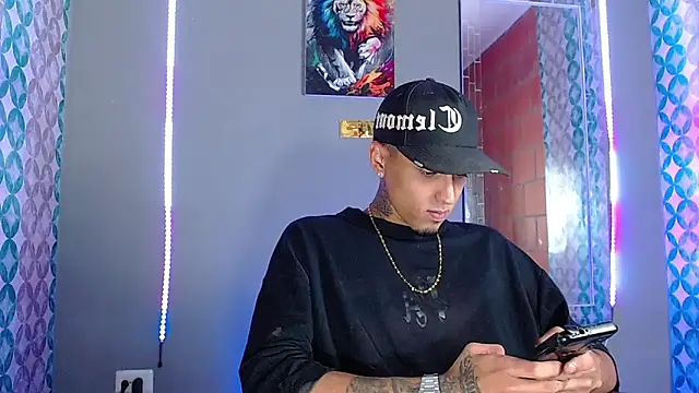 Liam lee online show from 04/07/26, 10:53