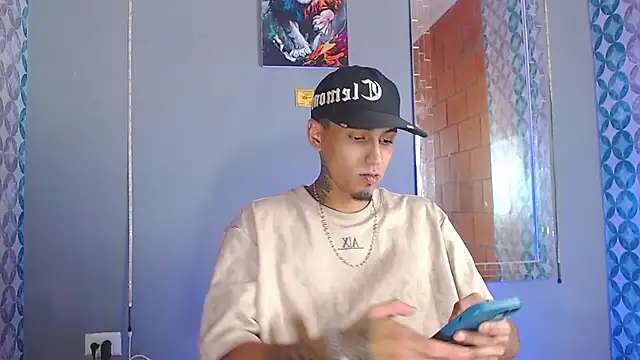 Snapshot of Liam_lee chatting on 05/18/26, 08:58 Liam lee online show from 05/18/26, 08:58