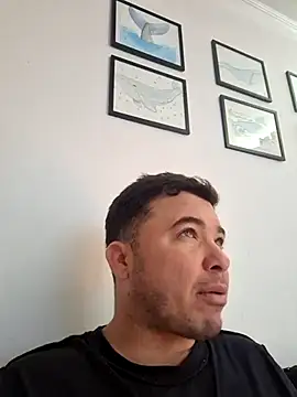 Victorjose3030 online show from 10/08/25, 02:14