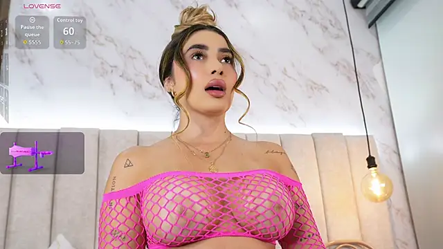 Annyy Rosse online show from 04/18/26, 06:06