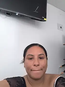 Francesca ferrari online show from 06/28/26, 05:41