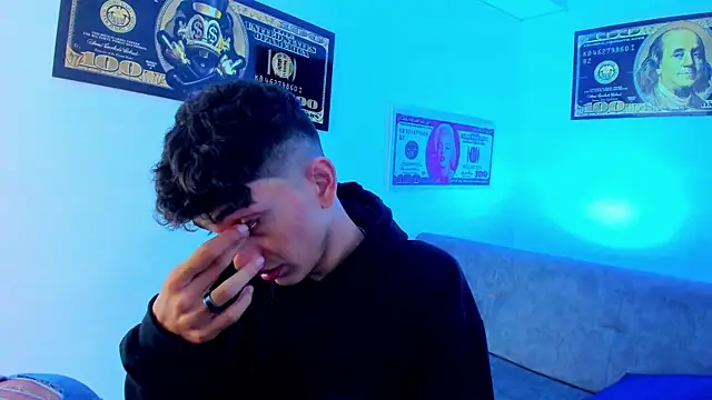 TylerWhite  online show from 01/14/25, 02:50