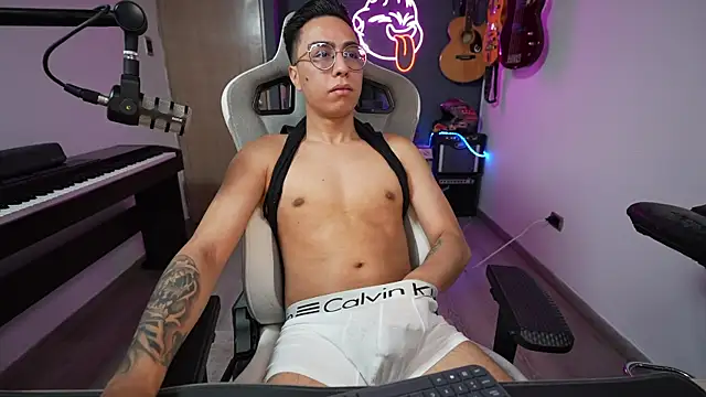 granxarma960 online show from 02/03/25, 04:46