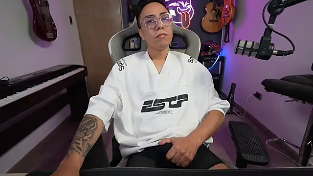 granxarma960 online show from 02/23/25, 05:56