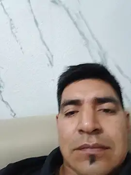 latino17 online show from 11/15/25, 05:49