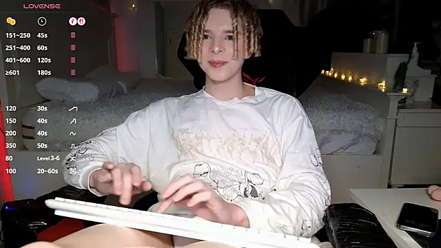 Kudi Minnt online show from 03/30/26, 07:37