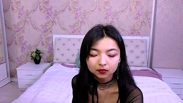 Shy Kira online show from 12/03/24, 03:33