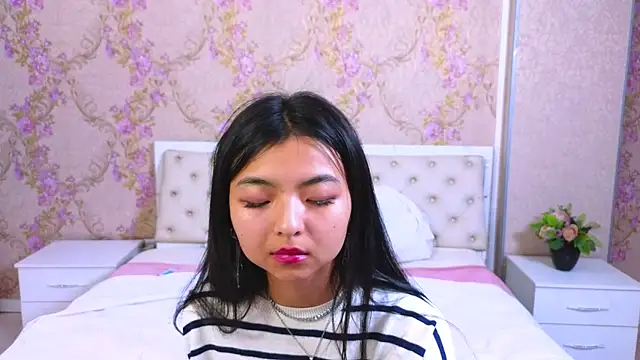 Shy Kira online show from 01/23/25, 06:56