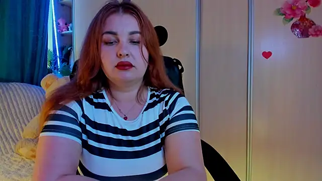 CoraSwon online show from 05/16/26, 03:55