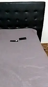 littlebrunett online show from 02/06/25, 10:04