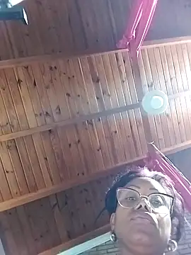 littlebrunett online show from 02/01/26, 01:09