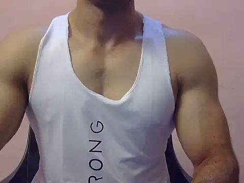 Snapshot of heman_2 chatting on 06/10/26, 10:03 heman 2 online show from 06/10/26, 10:03
