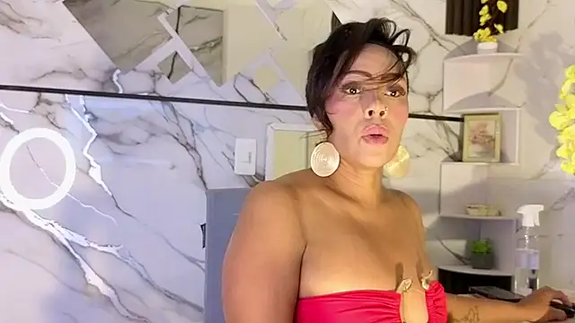 AmberNix online show from 07/18/26, 12:20